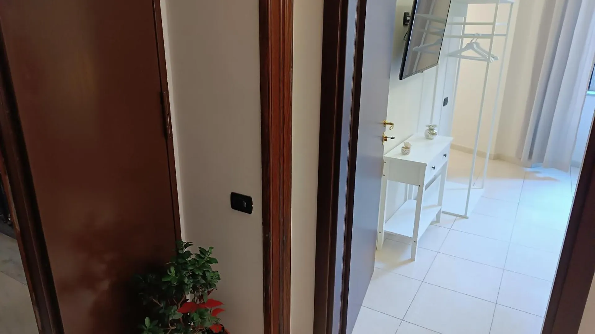Residenza Geri - Suite And Home Napoli Centro Naples