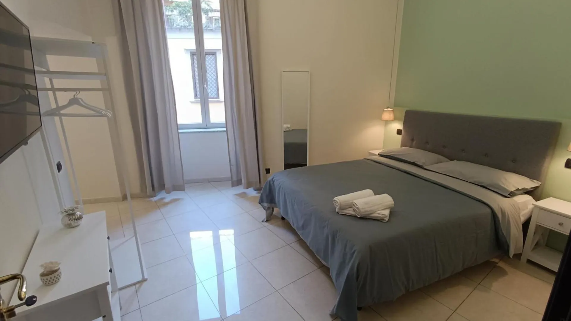 Bed & Breakfast Residenza Geri - Suite And Home Napoli Centro