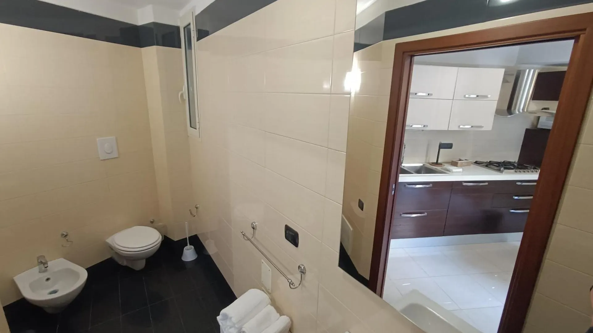 Residenza Geri - Suite And Home Napoli Centro Naples