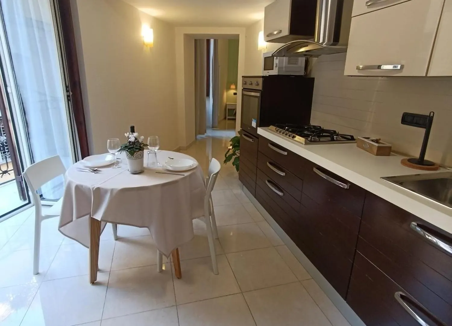 Residenza Geri - Suite And Home Napoli Centro
