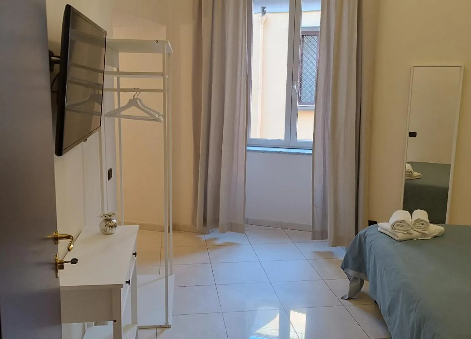 Residenza Geri - Suite And Home Napoli Centro Bed & Breakfast Naples
