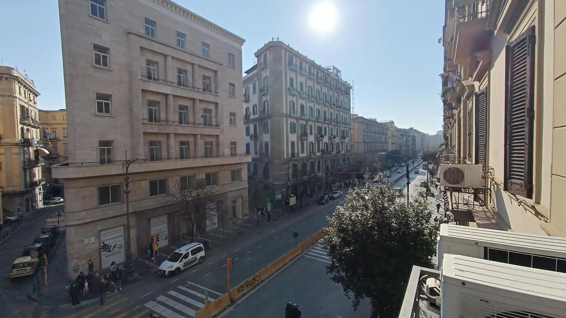 Bed & Breakfast Residenza Geri - Suite And Home Napoli Centro Italy