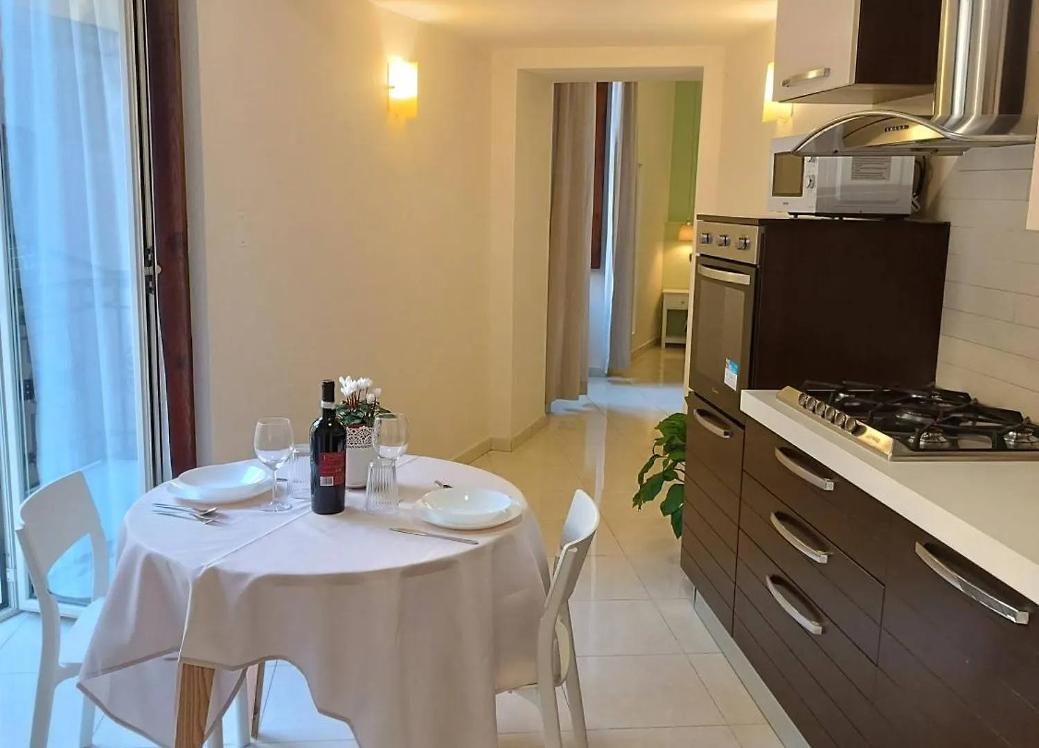 Residenza Geri - Suite And Home Napoli Centro 0*, Neapel